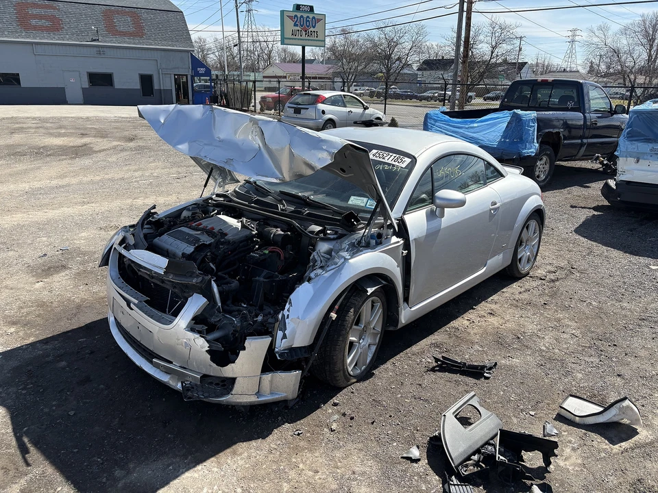 Regulador de ventana de puerta delantera izquierda usado se adapta a: Audi TT 2004 grado delantero izquierdo Foto 2 de 4