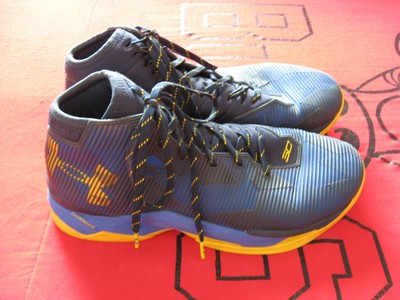 curry 2.5 blue and yellow