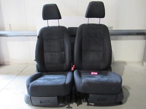 VW Tiguan I 1 5N Stoff Alkantara Sitze Sitz Fahrersitz Beifahrersitz Rücksitze