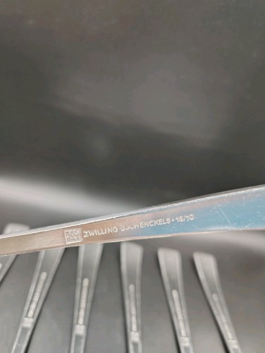 Zwllng J. A. Henckels Bellasera Glossy Stanless ( 4 ) Dnner Forks