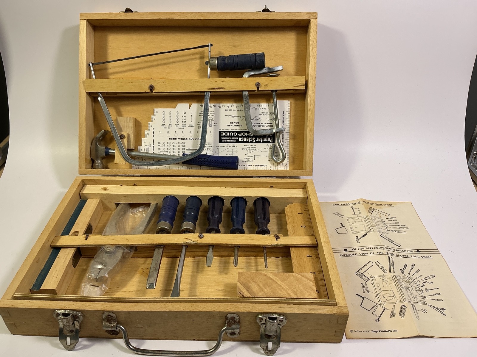 1976 VINTAGE Japan~CHILDS WOODEN TOOL BOX Toy TOOLS SET Popu