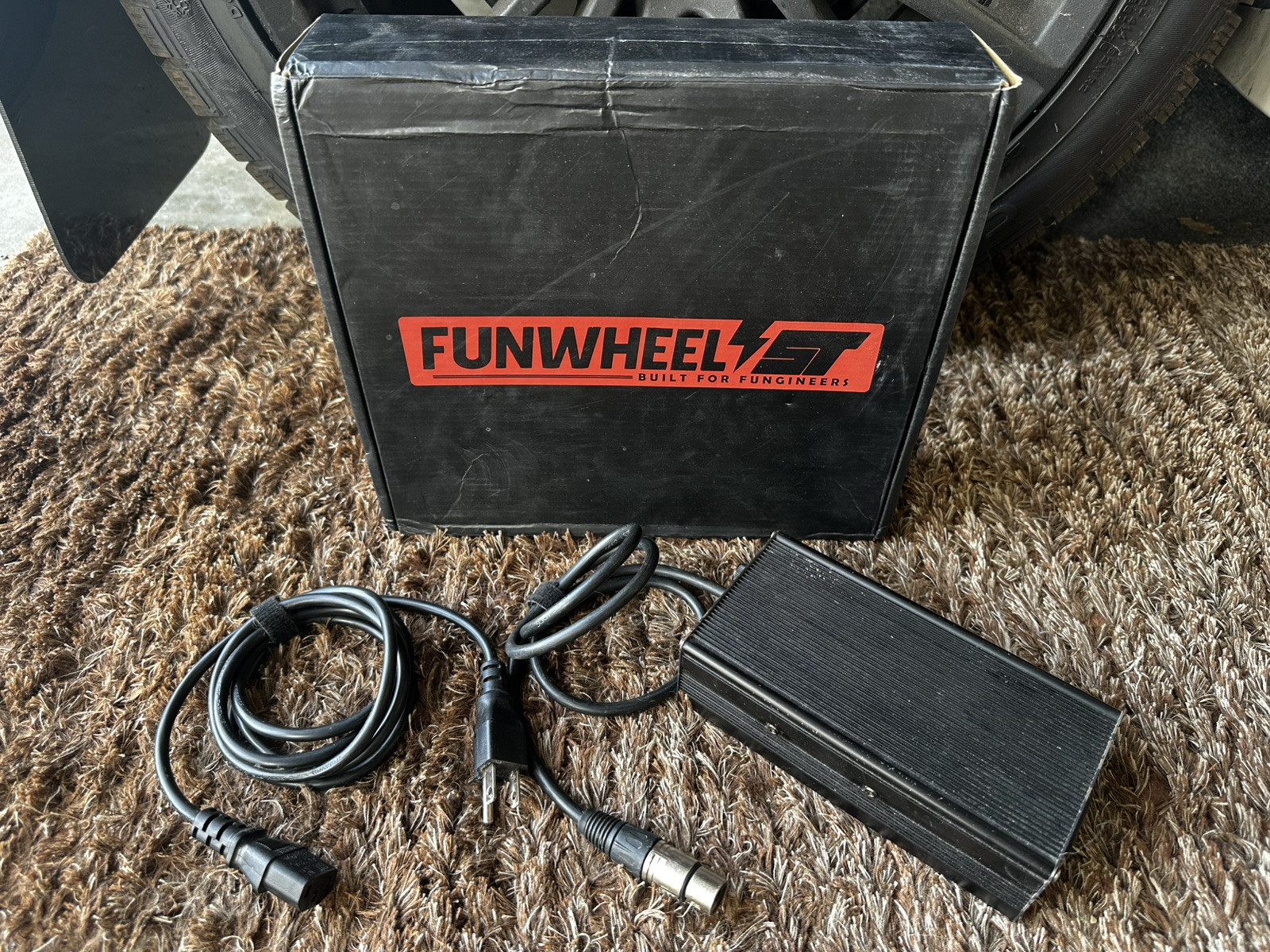 Onewheel XR Fast Charger by Chi Batteries Boost Speed-image