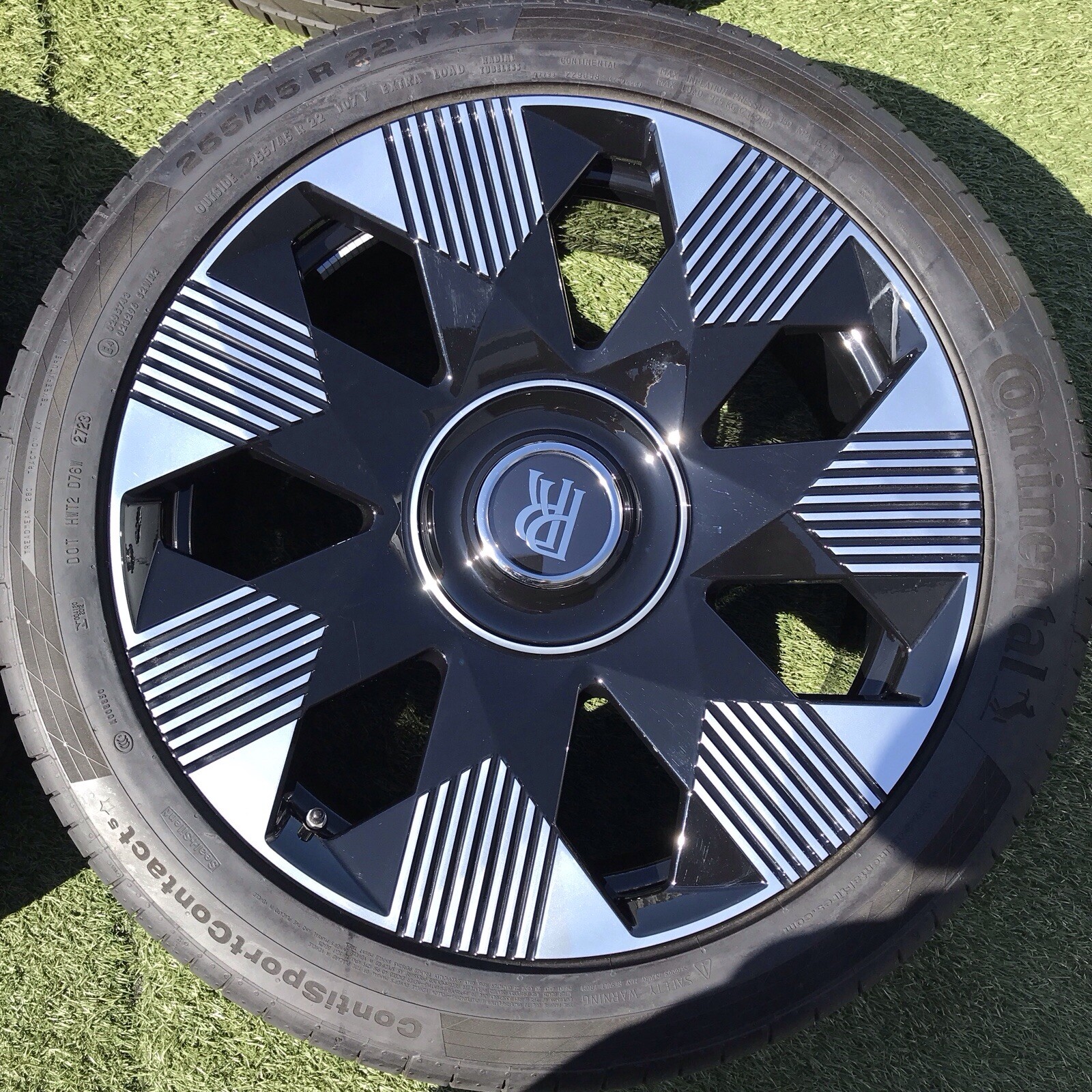 22 PHANTOM ROLLS ROYCE RIMS TIRES TPMS NEW SET 4 GENUINE 2025 036423 01293 93074