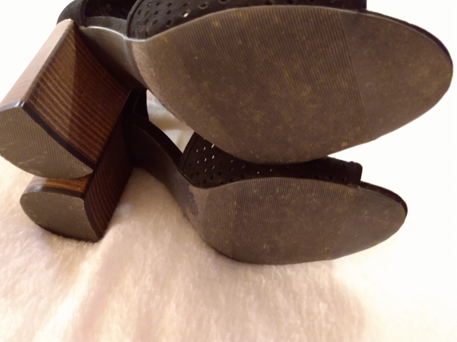 Universal Thread Women's Black Microsuede Ankle S… - image 15