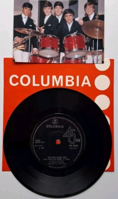 THE DAVE CLARK FIVE - PLAY GOOD OLD ROCK 'N' ROLL, 1969 Original Columbia 7''EP