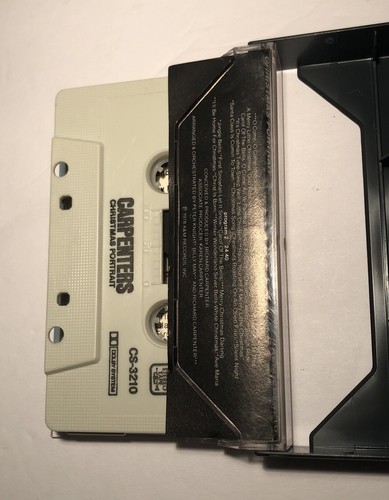 Christmas Portrait by Carpenters (Cassette 1978) A&M Records Holiday RARE - Picture 3 of 3