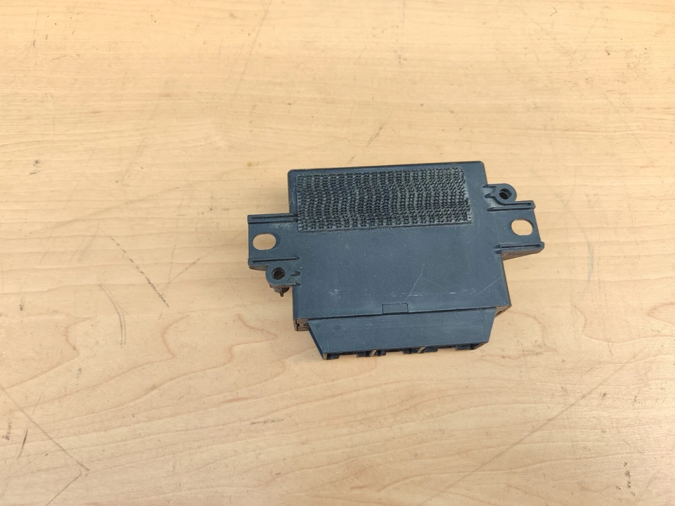 Centralina parcheggio assistito PDC posteriore Volvo V70 II XC70 S60 XC90 31296361 30765689 - Immagine 2 di 3