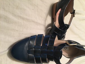 ladies navy shoes size 4