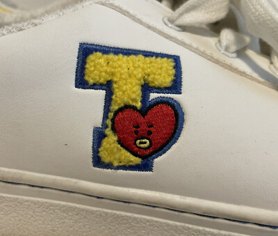 Sketchers BT21 Loverz Women s  T  Heart Tennis Shoes Size 10 RARE!!