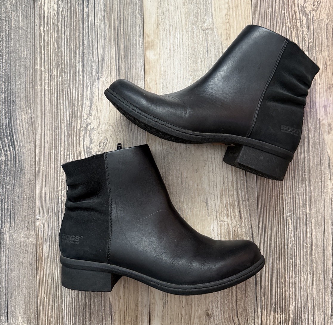 Bogs Chelsea Waterproof Leather Boot Womens Size 7.5