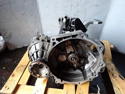 Getriebe JCS 124TKM BLS Audi VW 1,9TDI 77kW 105PS CADDY III Touran Golf V Seat