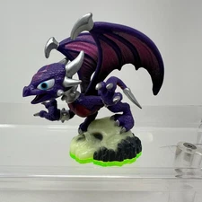 Skylanders Giants Cynder Undead Dragon Monster Figure 2011 Spyros Adventure