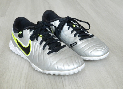 Nike Tiempo Legend 10 Academy TF Fußballschuhe Silber Größe 4 / 36,5