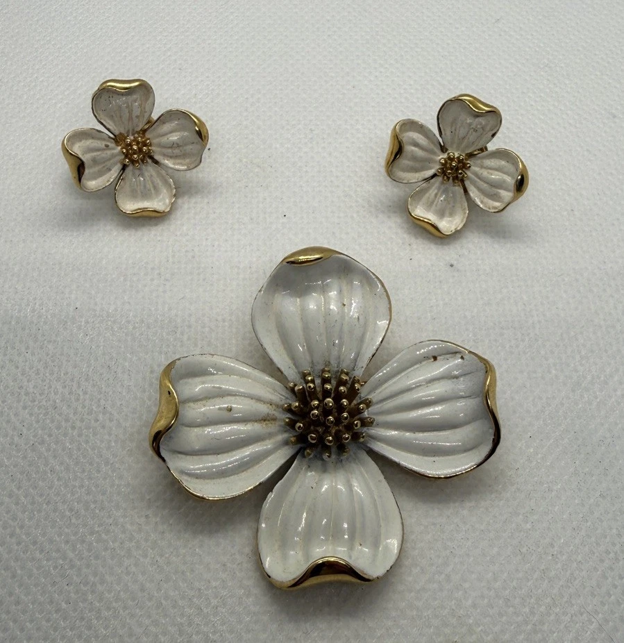 25+ Trifari Fashion Jewelry Sets for sale | Updated Oct 2026
