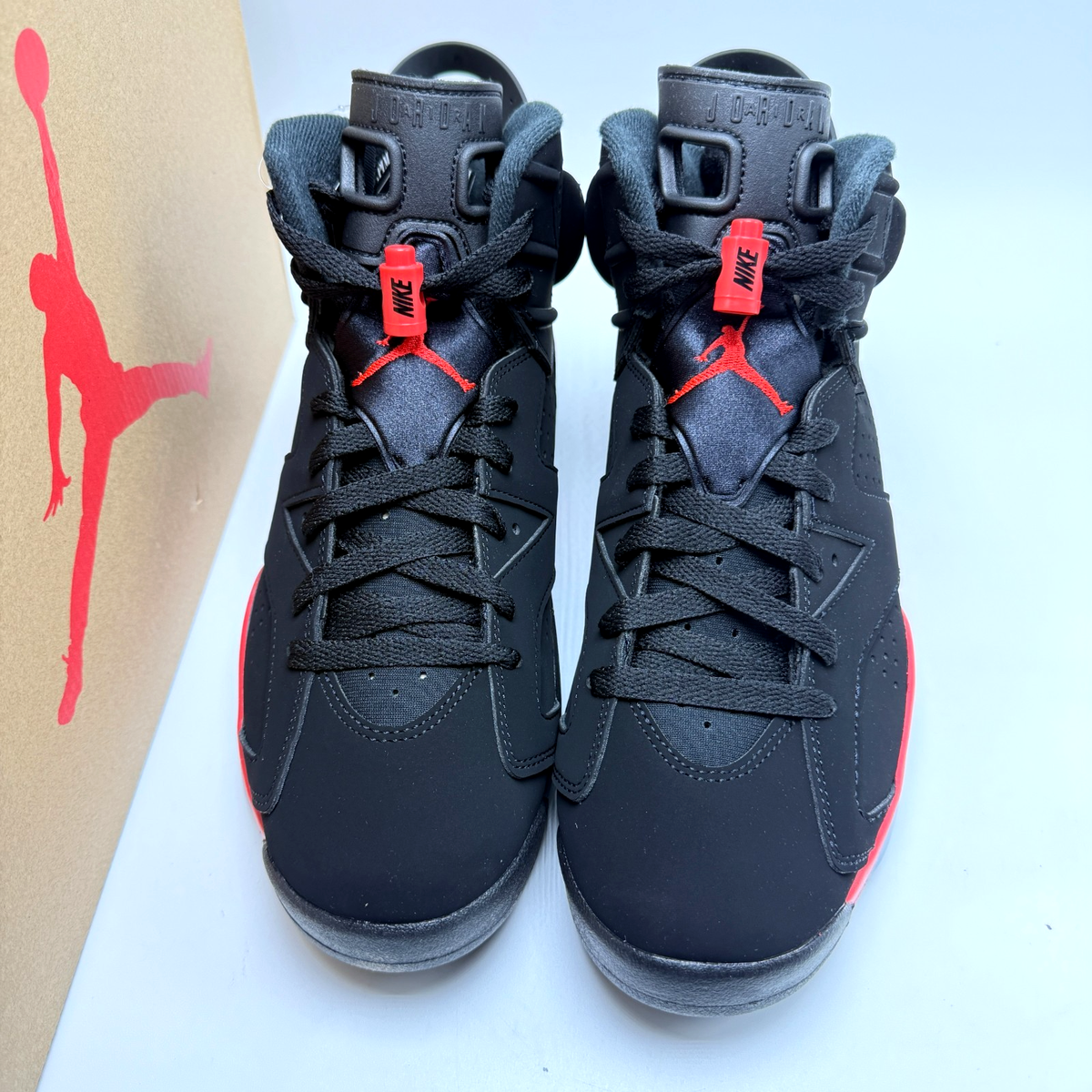 Air Jordan 6 Retro Infrared Salesman CT8529-001 Men's size 8/8.5