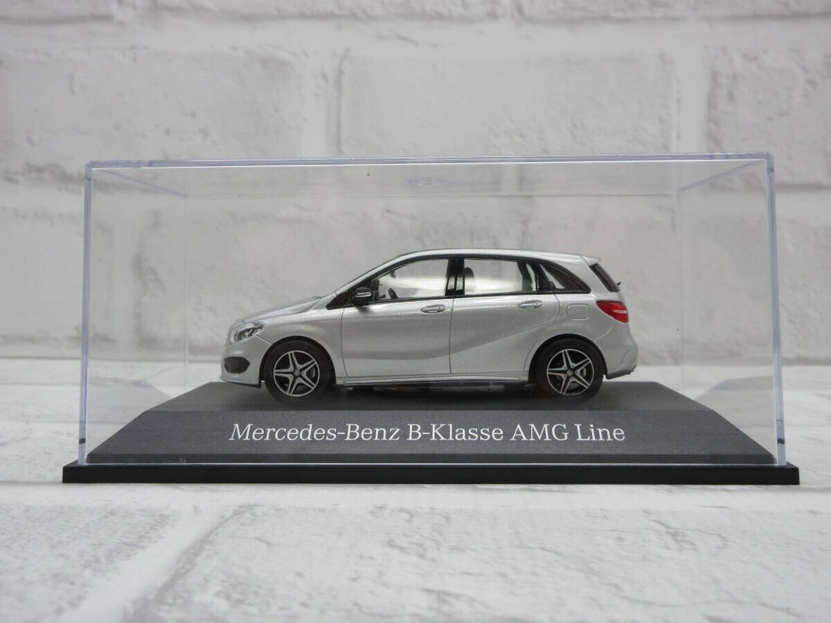 1:43 Mercedes Benz B class AMG line polar silver Diecast