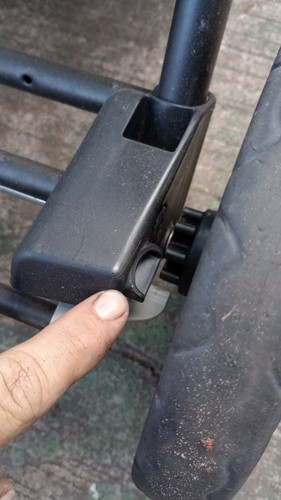 Graco Ready2grow click connect Stroller. Rear foot rest footrest platform. - Picture 10 of 16