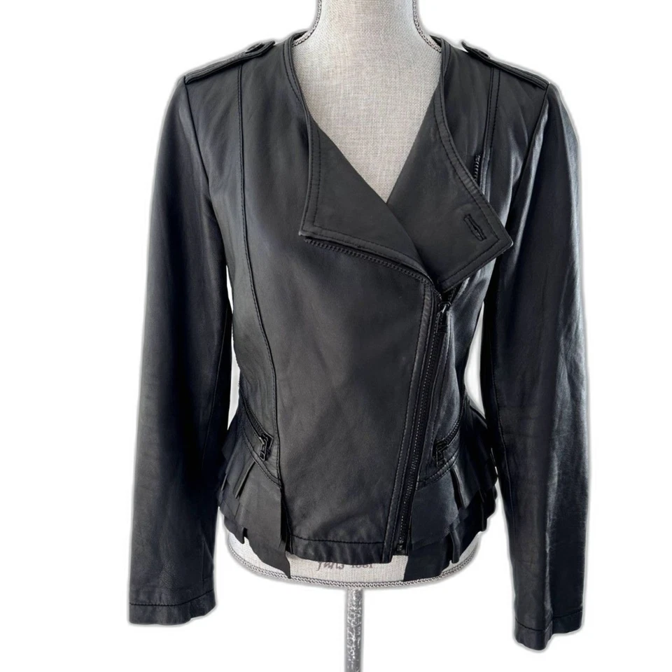 Chaqueta de motociclista de cuero negra pequeña vintage Rezrekshn by Esther Chen para mujer Foto 4 de 4