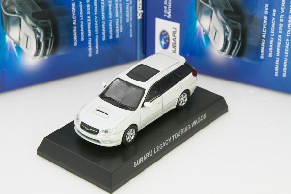 【京商】SUBARU LEVORG 1/18ホワイトミニカー 京商 samurai 1/18 スバル レヴォーグ GT-H EX ホワイト