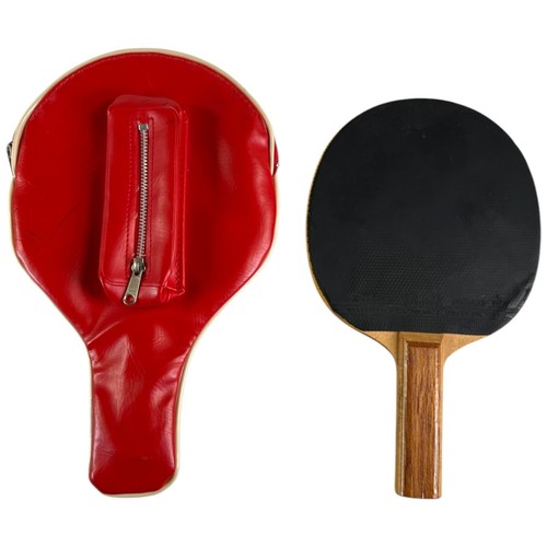 Vintage Tamasu Butterfly Soft-D13 Red/Black Table Tennis Ping-Pong Paddle + Case - Picture 2 of 20