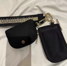 Lululemon Key Bag Wallet Buckle Bag Dual Pouch Wristlet Black/Gold