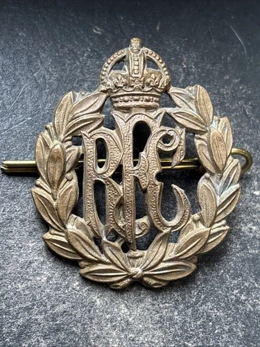 Royal Flying Corps, RFC., WW1. British Airforce Cap Badge.
