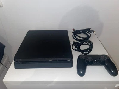 Sony PlayStation 4 Slim
