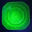 7.5" green depression Federal Glass Madrid Pattern Plate - Uranium Glow