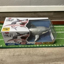 Robo Alive Great White Shark Robotic Swimming Shark Figure [Light Up Eyes!]