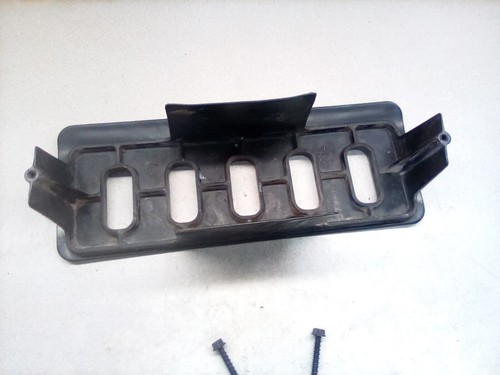 2002 Polaris Sportsman 700 4x4 Plastic Front Bumper Center Grille Trim Piece - Picture 4 of 4