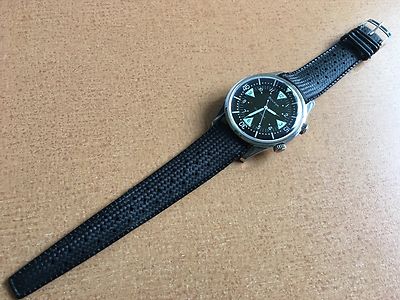 Rubber 22mm waffle finish dive watch 