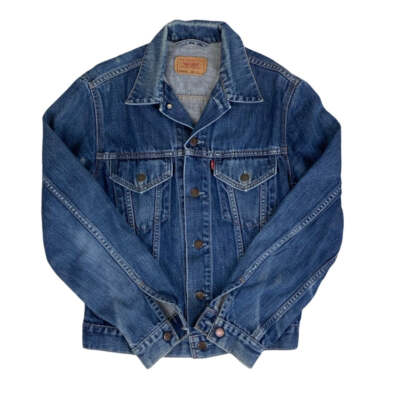 Vintage 2000s (70500) Small e Red Tab Levis Denim Trucker Jacket S/M