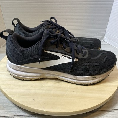 Brooks Trace 4 men's Size 11.5  Running Shoes Black (W/faws)