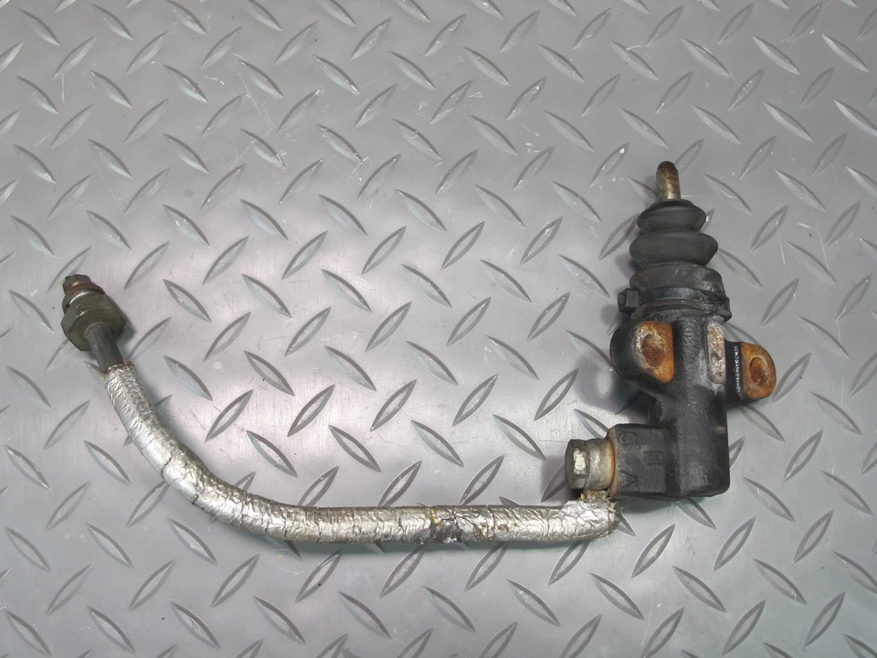 09-20 NISSAN Z34 370Z  MT CLUTCH SLAVE CYLINDER OEM - Image 4 of 4