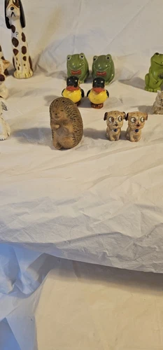 Antique Salt And Pepper Shakers - Imagen 9 de 10