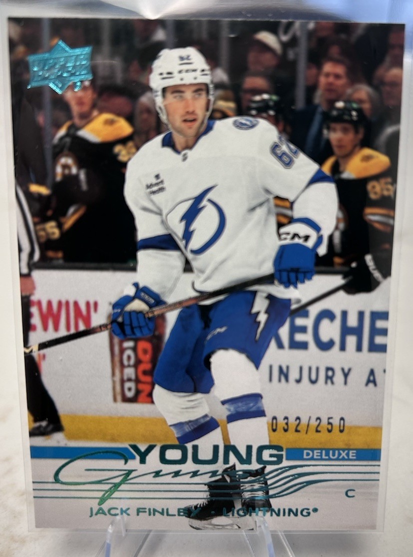 2025-26 Upper Deck Young Guns Deluxe #208 Jack Finley 032/250 RC