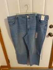 BRAND NEW WOMEN'S SIZE 24W TERRA  SKY STRAIGHT LEG LIGHT WASH JEANS