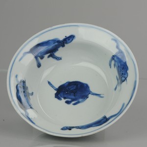 Antique Chinese ca 1600-1640 C Porcelain China Bowl COWS design Kosometsuke