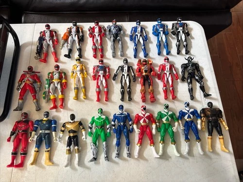 VTG Bandai Power Ranger Operation Overdrive and More Lot of 24 Action Figures