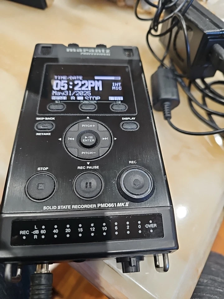  Marantz PMD661 MKII Professional + Recorder chargers  + 32G SD CARD  - Image 4 of 4
