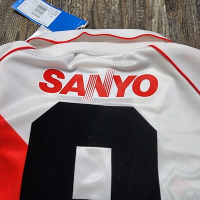 Con 60 años: El golazo de Enzo Francescoli con la camiseta de River