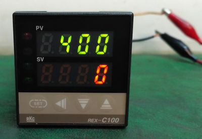 10322 RKC REX-C100 TEMPERATURE CONTROLLER C100FK02-V*GN