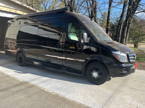 2015 Mercedes-Benze Sprinter RV Class B