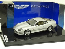 Auto Art 1/43 - Aston Martin DB7 Vantage Silver