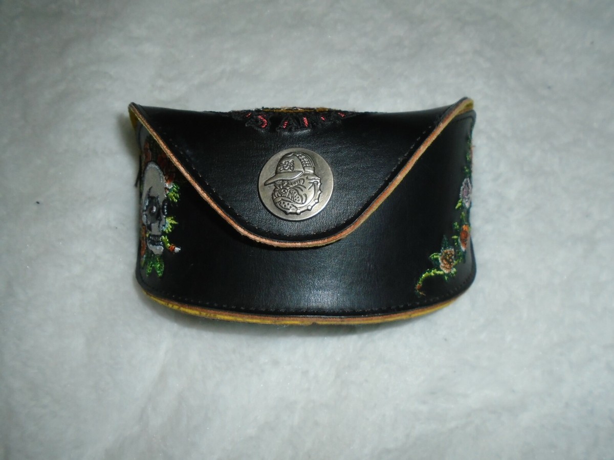 Sunglass Case By Ed Hardy Vintage Embroidered Bulldog Skull Felt Line EHS-006 ED HARDY LEATHER EMBROIDERED EYE GLASSES SUN GLASSES CASE  main image 2