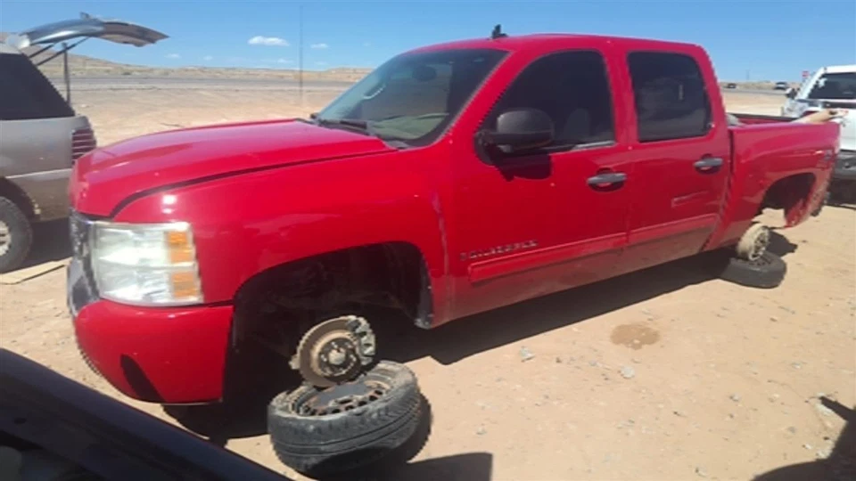 Manija de puerta exterior trasera izquierda usada se adapta a: Chevrolet Silverado 1500 2009 camioneta d Foto 4 de 4