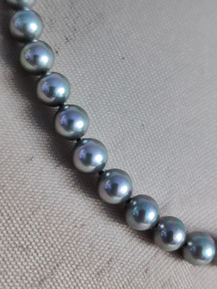 Majorica Tahitian Glass Pearls 6mm Necklace 18" Box Certificate 925 Sterling  - Image 4 of 4