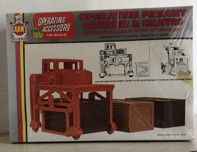 AHM Operating Freight Carrier & Crates Model Kit HO Scale #11010 New Sealed Box