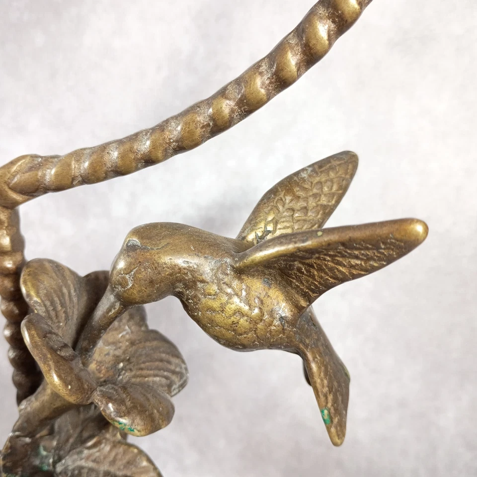 Espejo tocador de mesa SPI Home de latón y mármol colibrí y flores de dos caras Foto 4 de 4