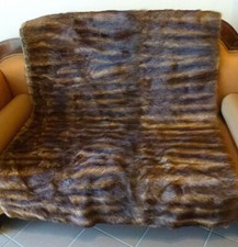 alte Felldecke - Echt Fell - echt Pelz - Kuscheldecke